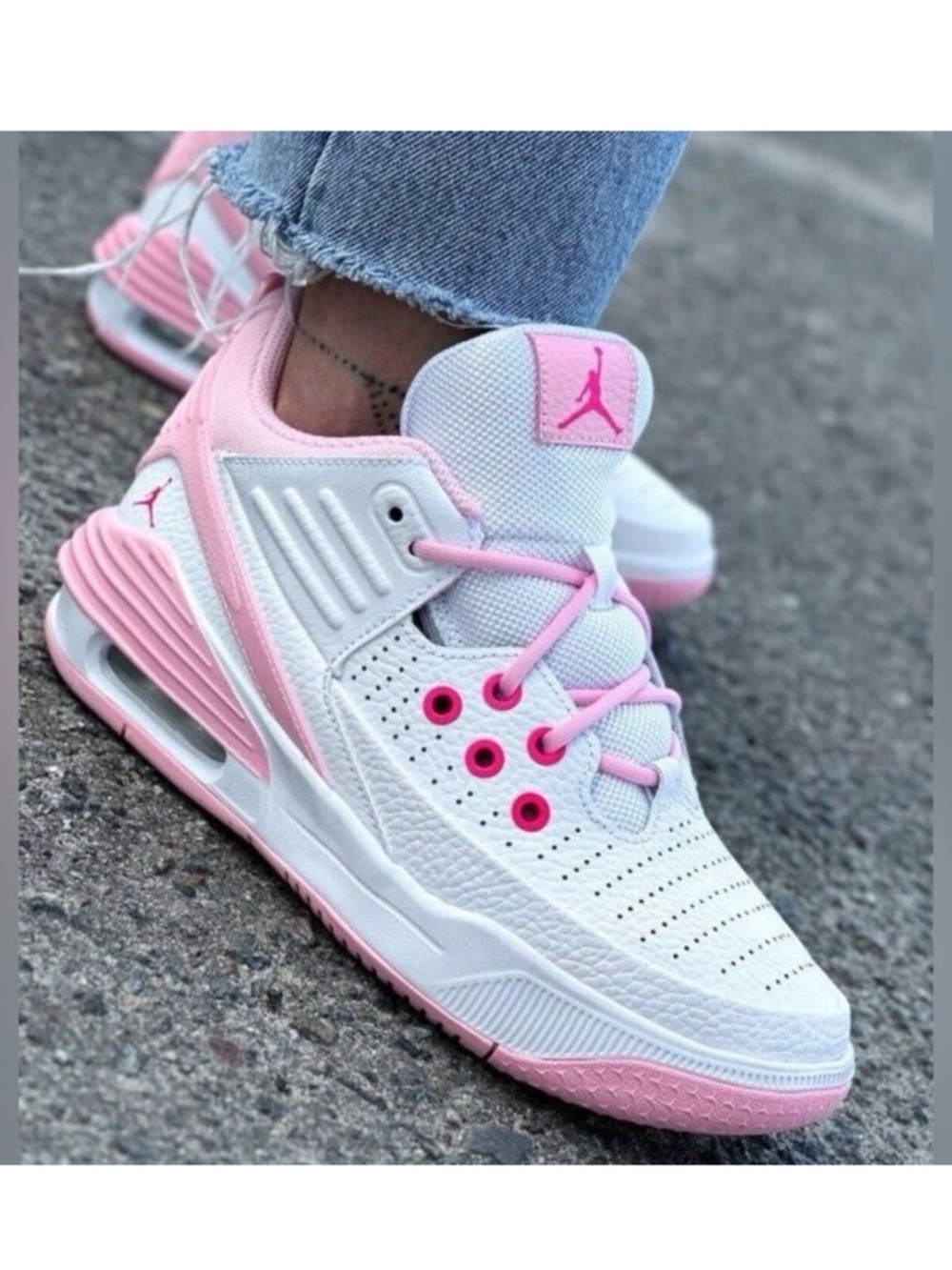 Nike Jordan Max Aura 5, Size 6Y FD8789-116